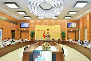 Phiên họp thứ 32 của UBTVQH diễn ra chiều 15/4/2024