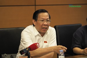 Ông Phan Văn Mãi tại một buổi họp tổ Quốc hội (Ảnh: M.Minh)