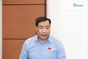 Đại biểu Thạch Phước Bình (đoàn Trà Vinh) phát biểu tại tổ chiều 20/5 (Ảnh: M.Minh)