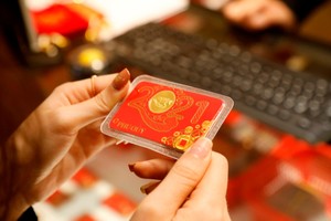 Giá vàng hôm nay ngày 9/3: Vàng thế giới lập đỉnh mới