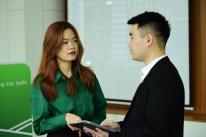 Giao dịch chứng khoán sáng 25/12: VN-Index lần đầu tiên vượt mốc 1.800 điểm