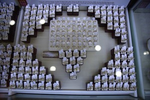 Giá vàng hôm nay ngày 24/6: Thế giới "chờ" tín hiệu mới, vàng nhẫn trong nước quay đầu giảm