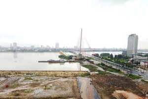 Đà Nẵng: Đất ven sông Hàn “bỏng tay” người mua