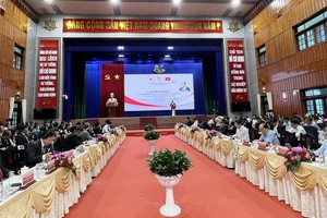 Quang cảnh hội nghị