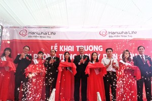 Hanwha Life Việt Nam khai trương 2 văn phòng tổng đại lý tại Nghệ An
