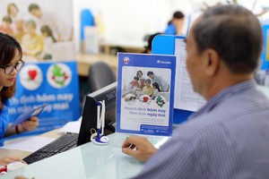 Bảo hiểm nhân thọ chịu chi cho cuộc đua  mang tên bancassurance