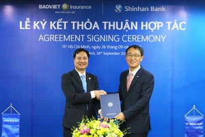 Ngân hàng Shinhan bán sản phẩm bảo hiểm Bảo Việt