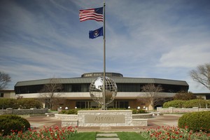 Tập đoàn Amway công bố doanh thu toàn cầu năm 2018 đạt 8,8 tỷ USD