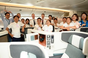 Cathay Pacific chính thức khởi động chương trình “I Can Fly” tại Việt Nam