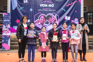 Hơn 20 ngàn cuốn sách đã được gửi tới học sinh vùng lũ Quảng Trị