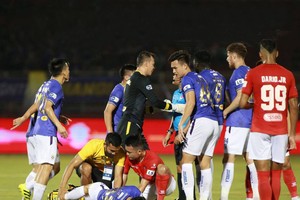 PTI sẽ chi trả chi phí điều trị chấn thương cho cầu thủ Hùng Dũng