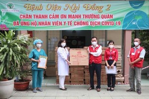 Mondelez Kinh Đô hỗ trợ cộng đồng gói sản phẩm trị giá 5 tỷ đồng 