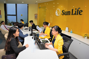Sun Life Việt Nam tặng phiếu mua vàng cho khách hàng mua bảo hiểm trên kênh đại lý