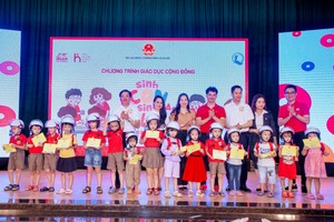 “Sinh Con, Sinh Cha” chia sẻ kiến thức về sức khỏe, hành vi, trí tuệ của trẻ tại Nghệ An
