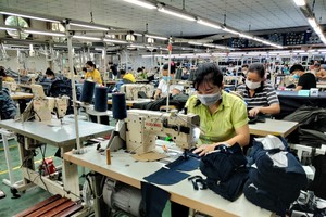 Xuất khẩu dệt may đang có nhu cầu trở lại