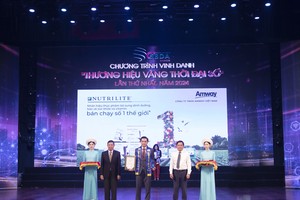 Amway Việt Nam nhận giải thưởng thương hiệu vàng phát triển bền vững
