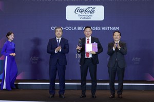 Coca-Cola Việt Nam được vinh danh là một trong 10 Doanh nghiệp bền vững hàng đầu giai đoạn 2024-2025