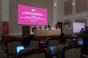 Roadshow bán vốn BMP, NTP, DMC, FPT: Cặp đôi cổ phiếu ngành nhựa được nhiều quan tâm