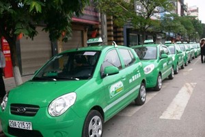 Một loạt quy định nhằm quản lý chặt hơn loại hình kinh doanh taxi đã được vạch lộ trình