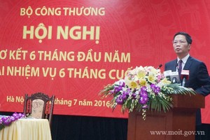 Bộ trưởng Bộ Công Thương Trần Tuấn Anh phát biểu tại Hội nghị