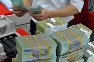 Đến giữa tháng 4, tổng thu Ngân sách nhà nước chỉ bằng 28,2% dự toán năm