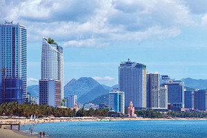 Condotel chờ “cởi trói” để bứt phá