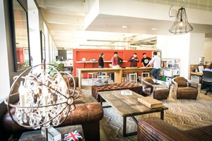 Các doanh nghiệp co-working space vừa dốc sức mở rộng hoạt động, vừa thích ứng với dịch bệnh.