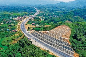 Cao tốc Bắc Giang - Lạng Sơn đã đưa vào vận hành. Ảnh: Đức Thanh