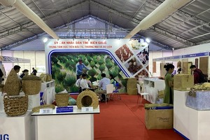 Kiên Giang tham gia Hội chợ hàng thủ công mỹ nghệ Hà Nội