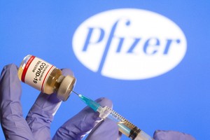 Tây Ban Nha tự tin về vaccine Pfizer phòng chống Covid-19