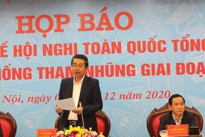 Lãnh đạo Ban Nội chính Trung ương chủ trì họp báo.