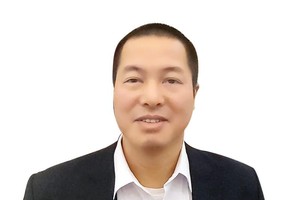 PGS-TS Giang Thanh Long.