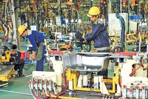 Kinh tế Việt Nam đạt mục tiêu kép, khi lạm phát chỉ 3,23%