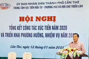 Ông Nguyễn Văn Hồng - Phó Chủ tịch UBND TP Cần Thơ tại hội nghị tổng kết Trung tâm Xúc tiến đầu tư - Thương mại và Hội chợ triển lãm Cần Thơ 2020.