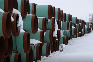Kho chứa đường ống dùng thi công dự án Keystone XL tại làng Gascoyne, bang North Dakota, Mỹ vào tháng 1/2017. Ảnh: Reuters
