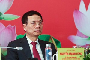 Bộ trưởng Bộ Thông tin và Truyền thông Nguyễn Mạnh Hùng (Ảnh TT).