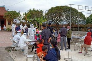 Cơ quan chức năng triển khai lấy mẫu xét nghiệm trên diện rộng tại thị xã Kinh Môn bắt đầu từ ngày 31.01