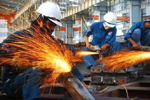 Bộ Công Thương đã tiếp nhận hồ sơ của DN trong nước yêu cầu điều tra áp dụng biện pháp CBPG vật liệu hàn nhập khẩu từ 3 thị trường.