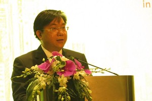 Ông Trần Duy Đông, Thứ trưởng Bộ Kế hoạch và Đầu tư phát biểu tại hội nghị.