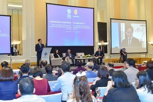 Tọa đàm quốc tế về “Các xu hướng lớn trên thế giới hậu Covid-19: Kinh nghiệm quốc tế và hàm ý chính sách đối với Việt Nam"