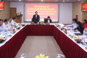 Chủ tịch Chu Ngọc Anh yêu cầu Sở KH&ĐT Hà Nội cần làm việc căn cơ, khoa học hơn nữa, đổi mới sáng tạo hơn nữa.