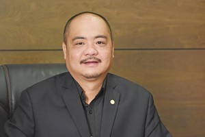 Doanh nhân Đỗ Tiến Dũng, Chủ tịch HĐQT Công ty cổ phần Dịch vụ ô tô Hàng Xanh (Haxaco):