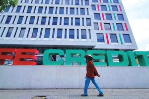 VPBank vừa ký kết bán 49% vốn tại Công ty Tài chính FE Credit cho Công ty Tài chính tiêu dùng SMBC (SMBCCF)