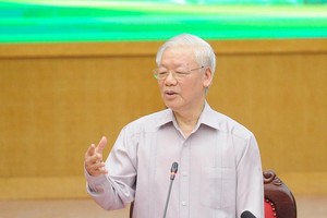 Tổng Bí thư Nguyễn Phú Trọng phát biểu tại cuộc tiếp xúc cử tri Hà Nội (Ảnh Duy Linh).