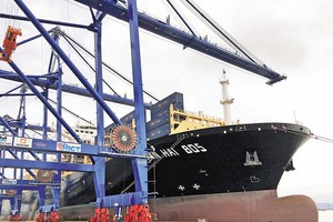 Nhiều doanh nghiệp ngoại đang đổ vốn vào thị trường logistics Việt Nam. Ảnh: Thanh Tân