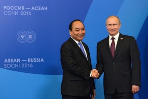 Chủ tịch nước Nguyễn Xuân Phúc gửi thư cho Tổng thống Putin