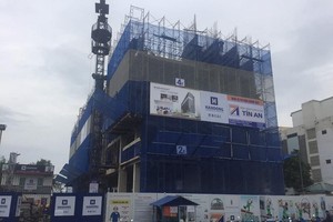 Dự án The Summit Building lúc chưa hoàn thành.