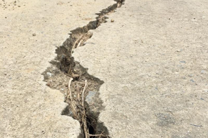 Thanh Hóa: Nơm nớp nỗi lo đê nứt toác trước mùa mưa bão