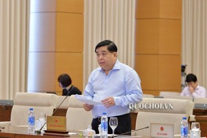 Bộ trưởng Bộ Kế hoạch và Đầu tư Nguyễn Chí Dũng (Ảnh Quochoi.vn)