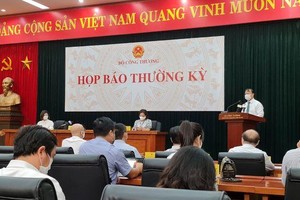 Thứ trưởng Bộ Công Thương, Đỗ Thắng Hải khẳng định, nhập siêu chủ yếu do doanh nghiệp tăng nhập khẩu nguyên, phụ liệu phục vụ sản xuất nên không đáng ngại.